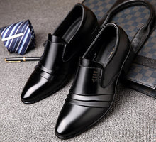 Load image into Gallery viewer, Leather Fashion Men Business Dress Loafers