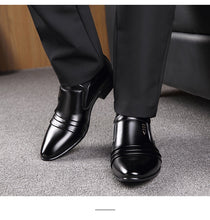 Load image into Gallery viewer, Leather Fashion Men Business Dress Loafers
