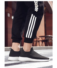 Load image into Gallery viewer, Fashion Men Sneakers Breathable