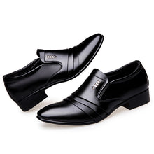 Load image into Gallery viewer, Leather Fashion Men Business Dress Loafers